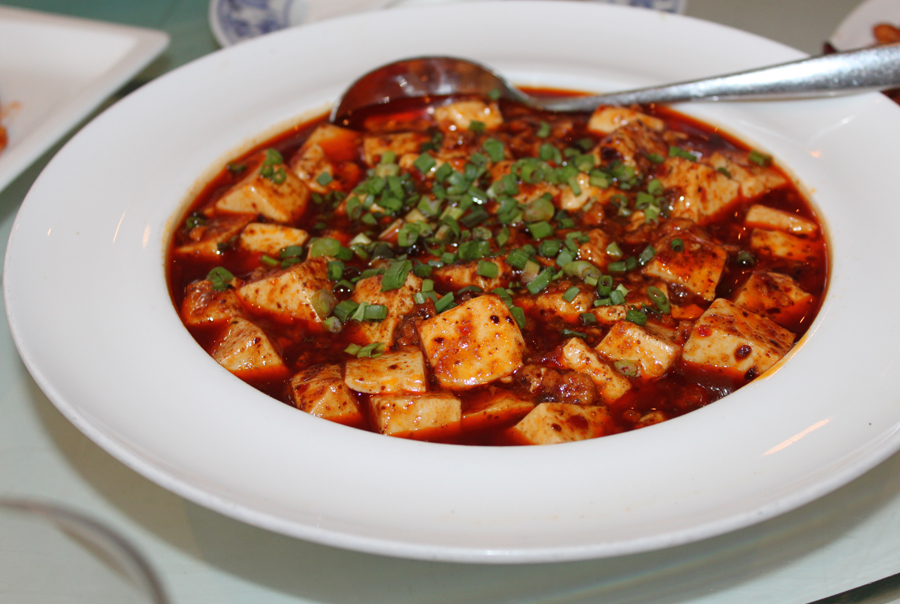 Stewed tofu with  chili